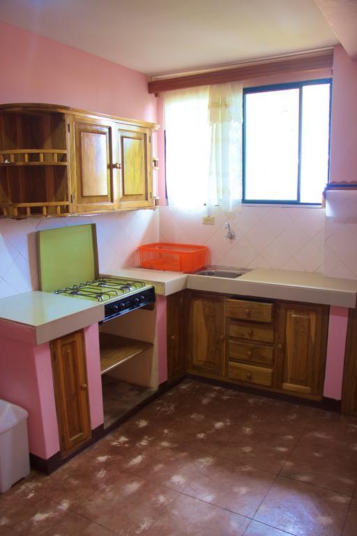 Hostal Nathaly Puerto Baquerizo Moreno Oda fotoğraf