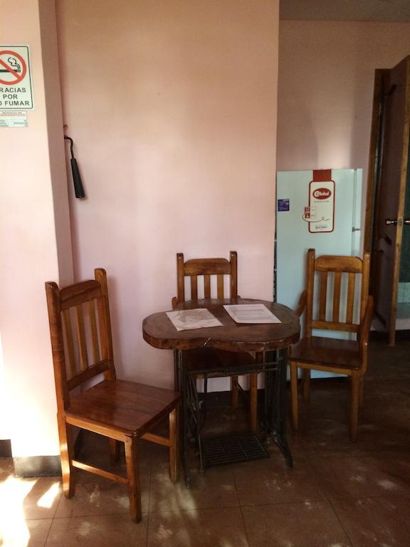 Hostal Nathaly Puerto Baquerizo Moreno Dış mekan fotoğraf
