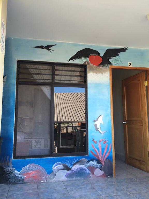 Hostal Nathaly Puerto Baquerizo Moreno Dış mekan fotoğraf