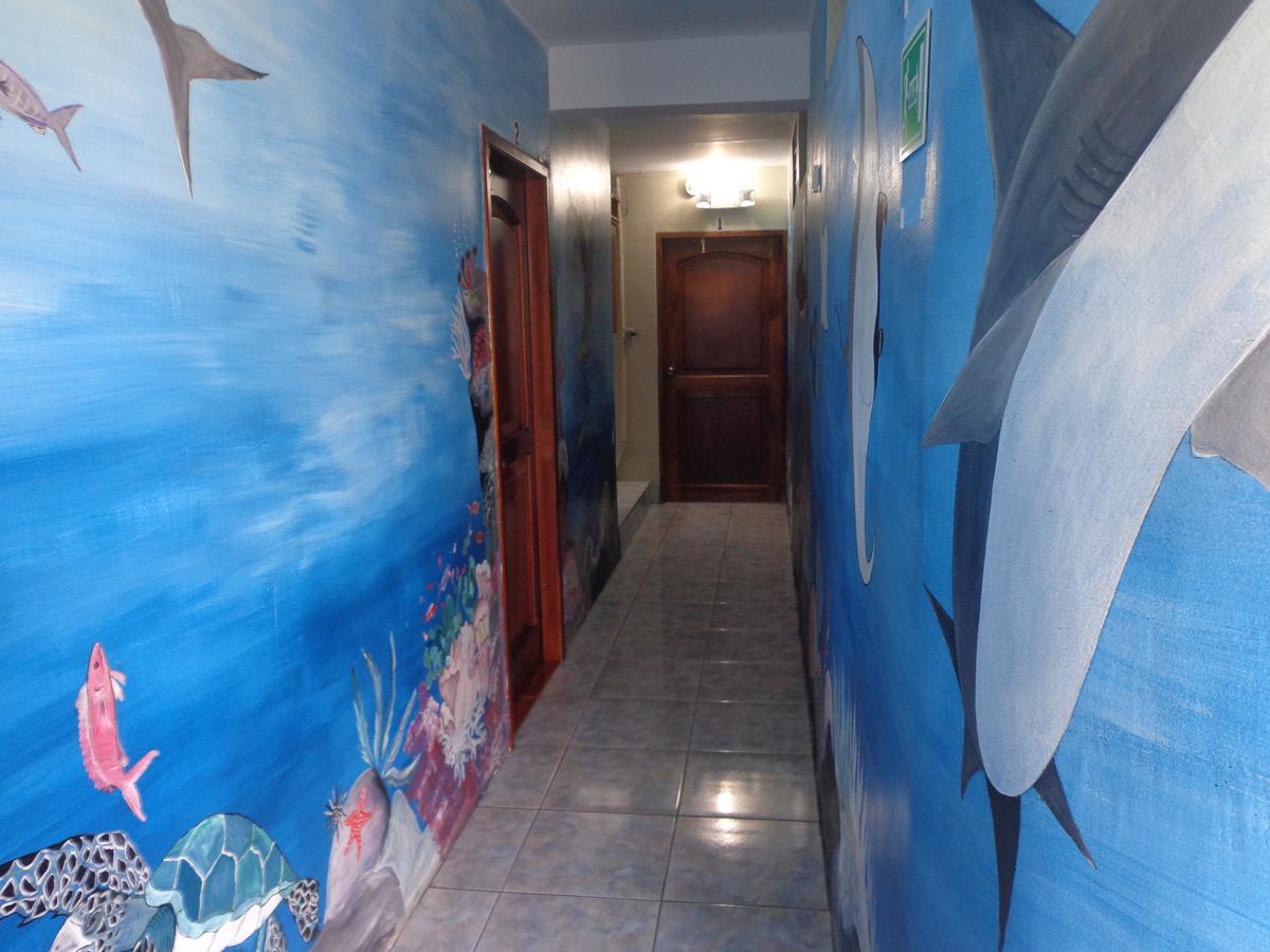 Hostal Nathaly Puerto Baquerizo Moreno Dış mekan fotoğraf